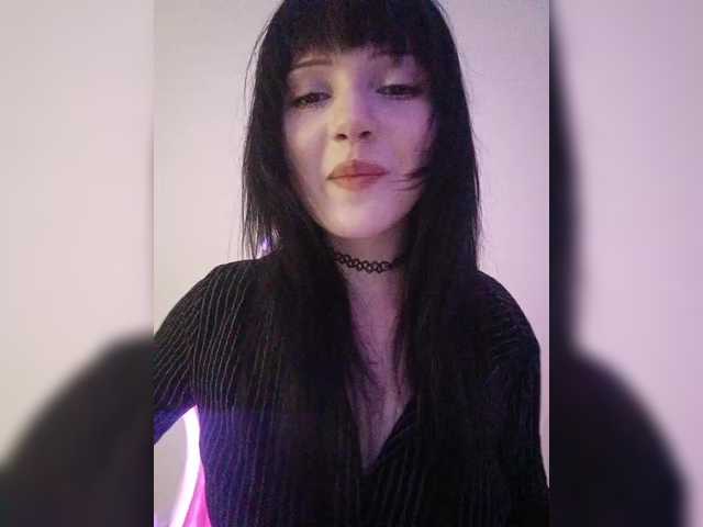 KRISTARI live cam on BongaCams