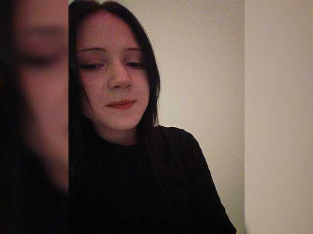 KRISTARI live cam on BongaCams