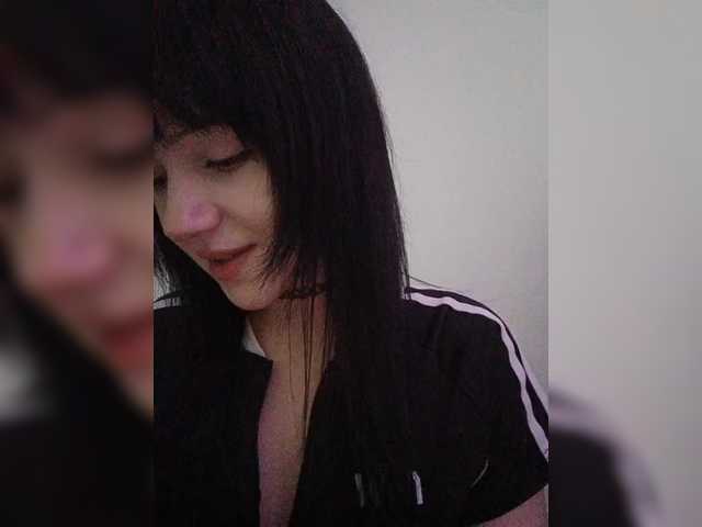 KRISTARI live cam on BongaCams