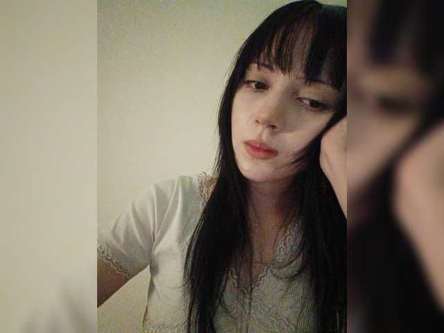 KRISTARI live cam on BongaCams