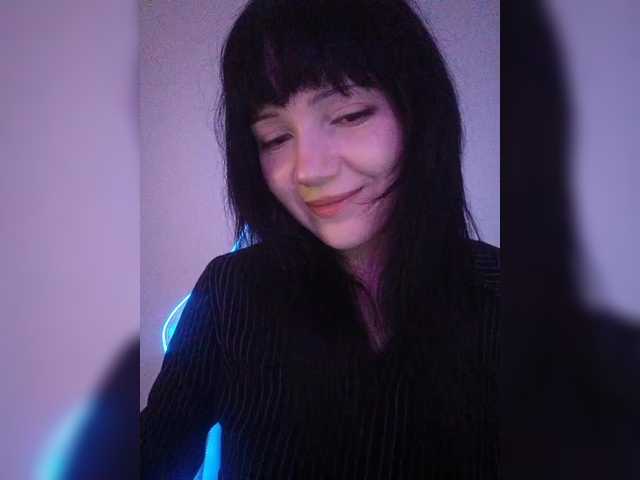 KRISTARI live cam on BongaCams