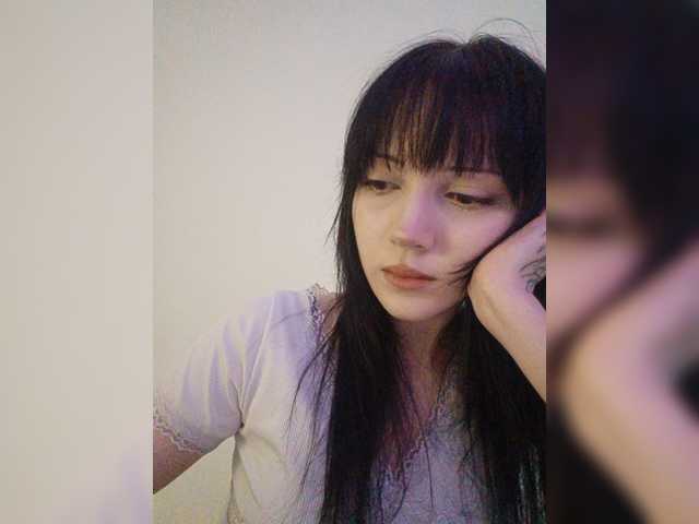 KRISTARI live cam on BongaCams