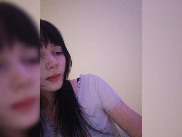 KRISTARI live webcam show