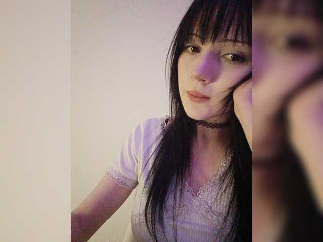 KRISTARI live cam on BongaCams