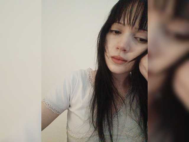 KRISTARI live cam on BongaCams
