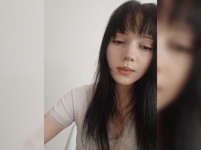 KRISTARI live webcam show
