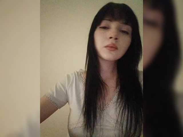 KRISTARI live webcam show