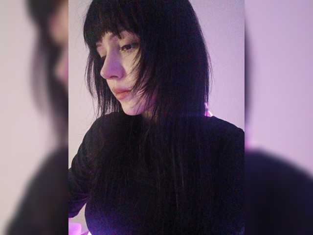 KRISTARI live cam on BongaCams