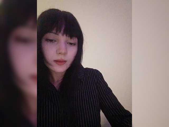 KRISTARI live cam on BongaCams