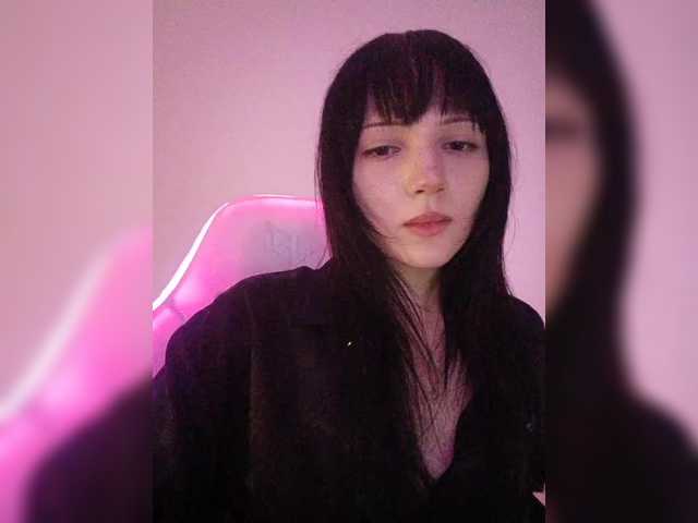KRISTARI live cam on BongaCams