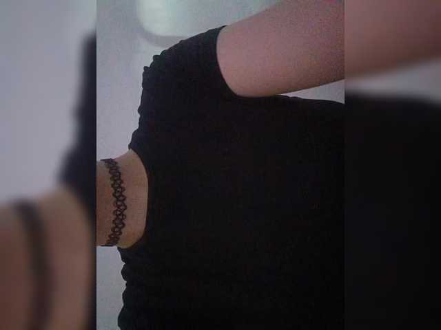 KRISTARI live webcam show