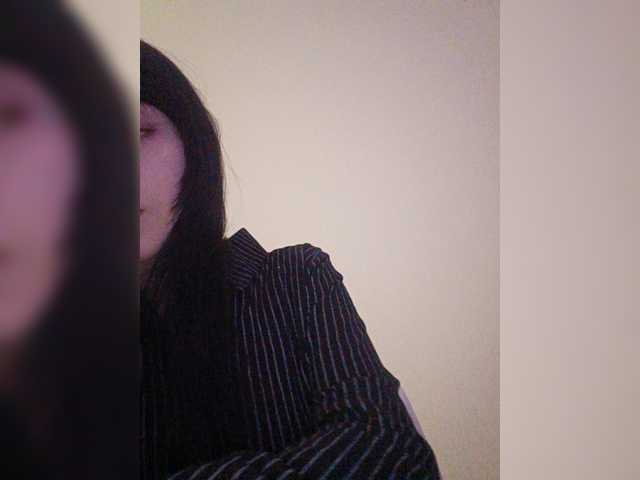 KRISTARI live cam on BongaCams