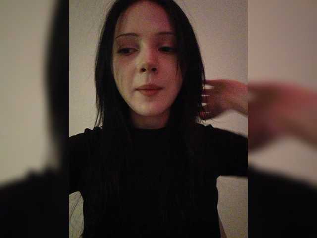 KRISTARI live webcam show