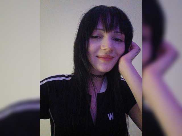 KRISTARI live cam on BongaCams