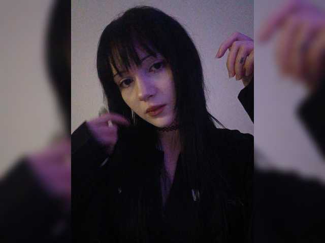 KRISTARI live cam on BongaCams