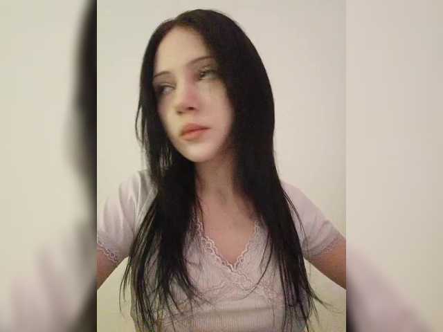 KRISTARI live webcam show