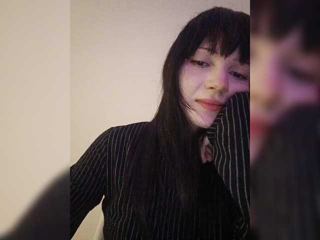 KRISTARI live cam on BongaCams