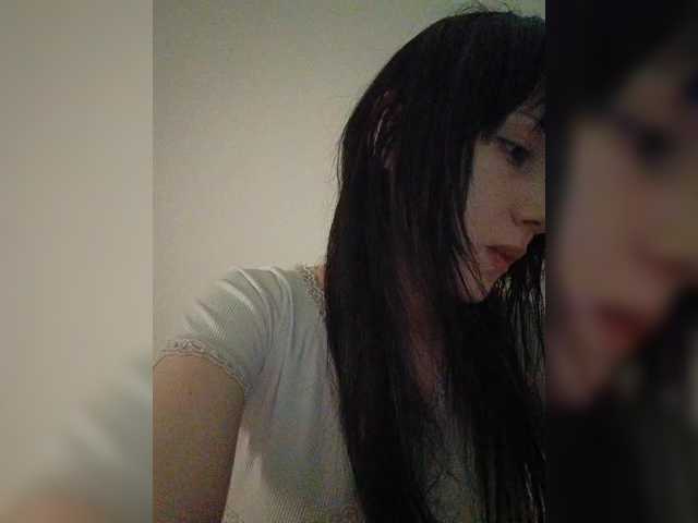 KRISTARI live cam on BongaCams