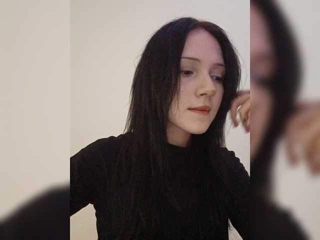 KRISTARI live webcam show