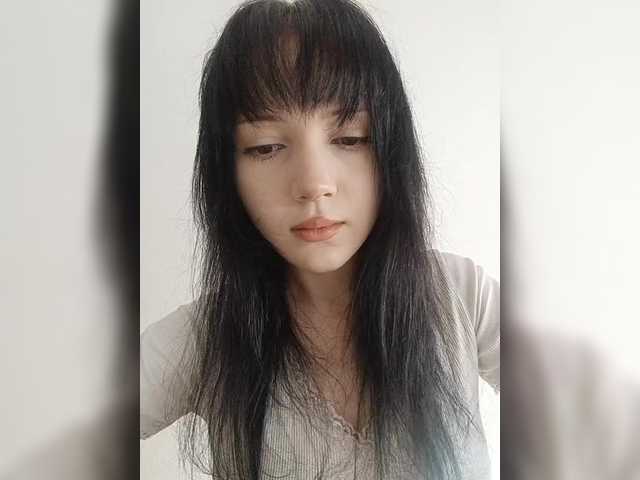 KRISTARI live cam on BongaCams