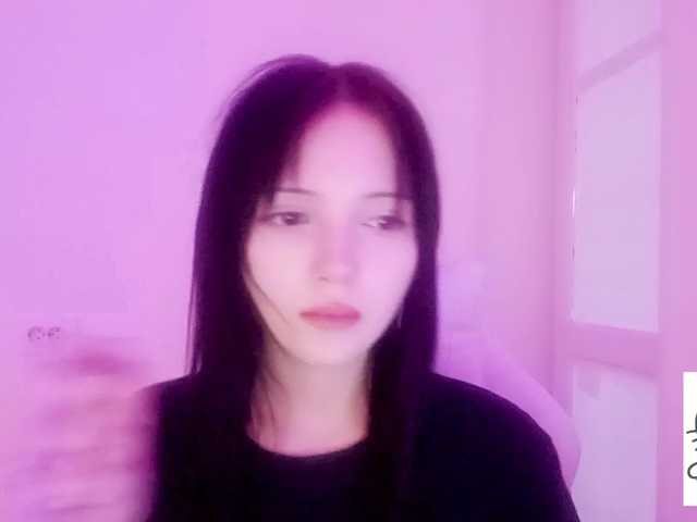KRISTARI live cam on BongaCams