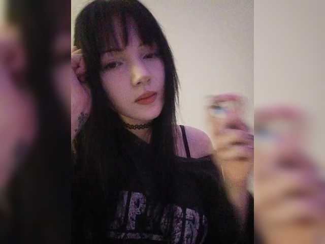 KRISTARI live cam on BongaCams