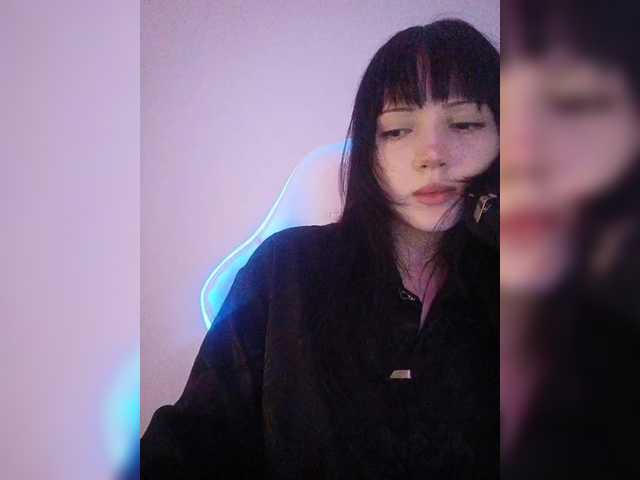 KRISTARI live cam on BongaCams