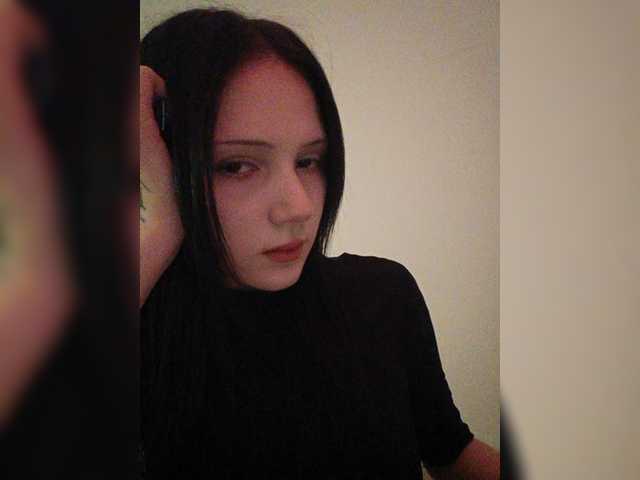 KRISTARI live cam on BongaCams