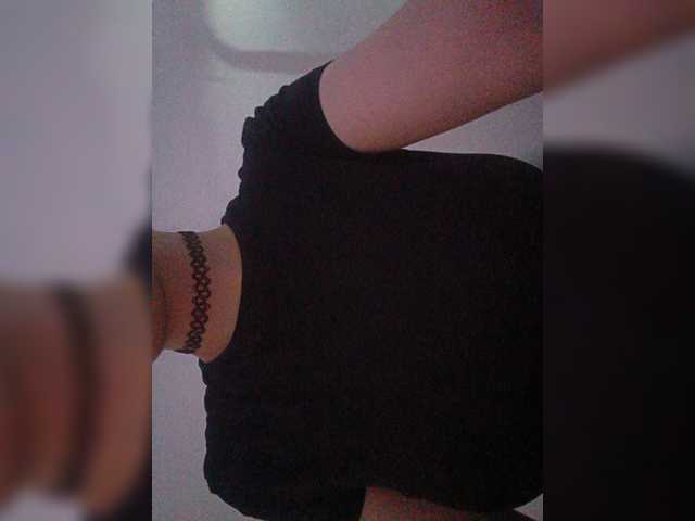 KRISTARI live webcam show