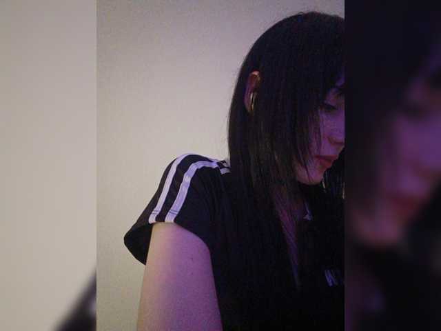 KRISTARI live cam on BongaCams