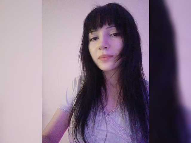 KRISTARI live cam on BongaCams