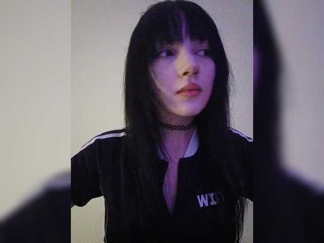 KRISTARI live cam on BongaCams