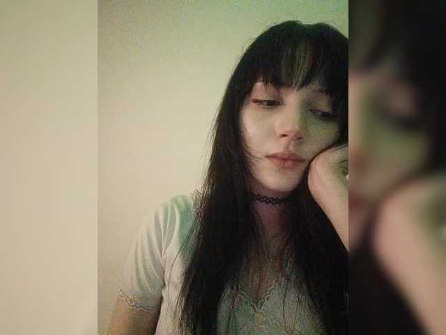 KRISTARI live cam on BongaCams