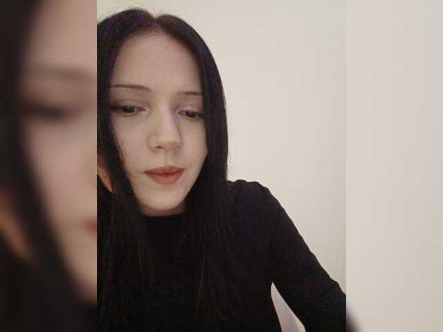 KRISTARI live cam on BongaCams