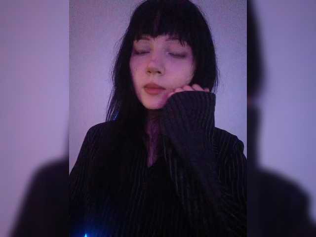 KRISTARI live cam on BongaCams