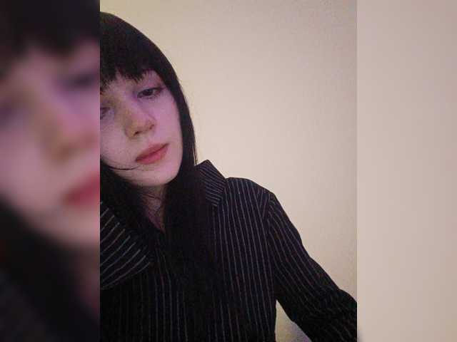 KRISTARI live cam on BongaCams
