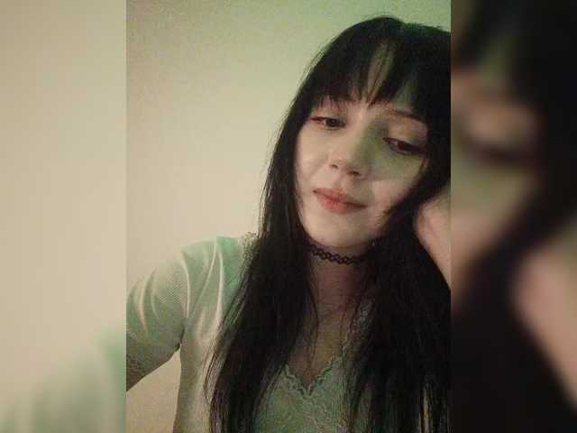 KRISTARI live cam on BongaCams