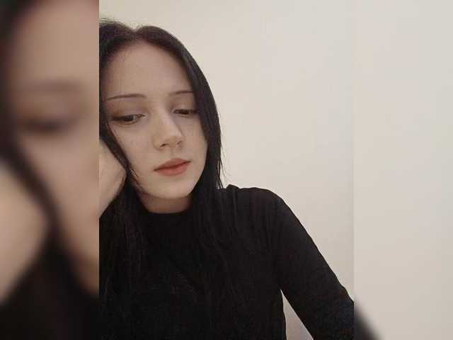 KRISTARI live cam on BongaCams