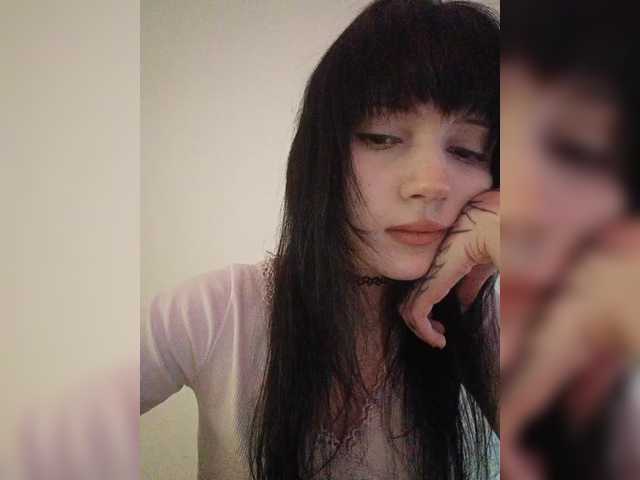 KRISTARI live cam on BongaCams