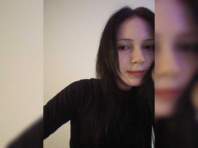 KRISTARI live webcam show