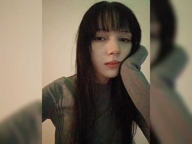 KRISTARI live webcam show