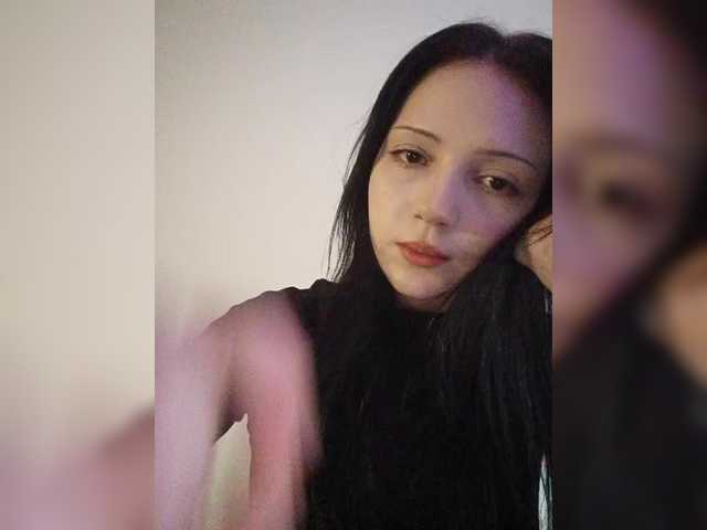 KRISTARI live webcam show