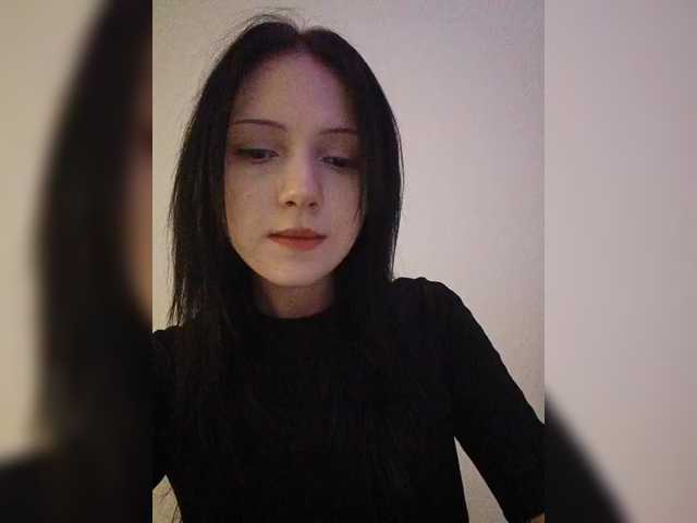 KRISTARI live cam on BongaCams