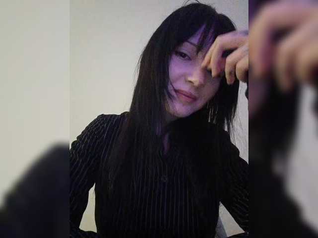 KRISTARI live cam on BongaCams