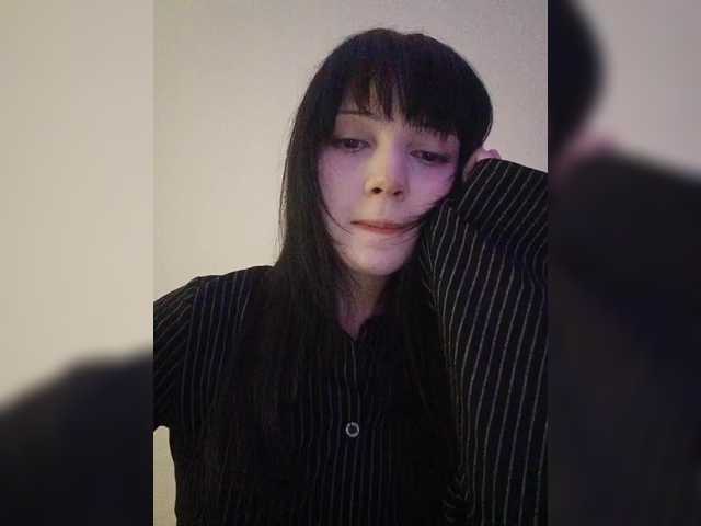 KRISTARI live cam on BongaCams