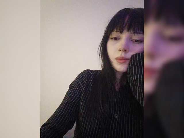KRISTARI live cam on BongaCams