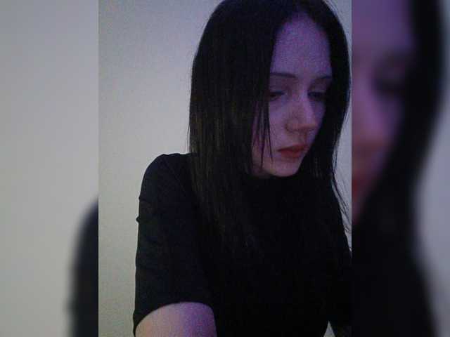 KRISTARI live cam on BongaCams