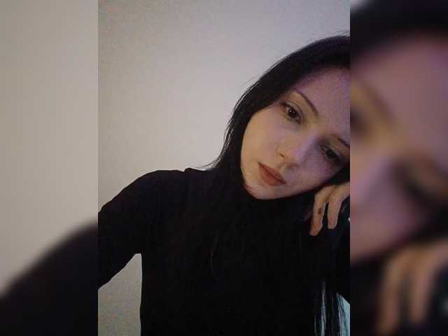 KRISTARI live cam on BongaCams