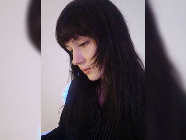 KRISTARI live cam on BongaCams