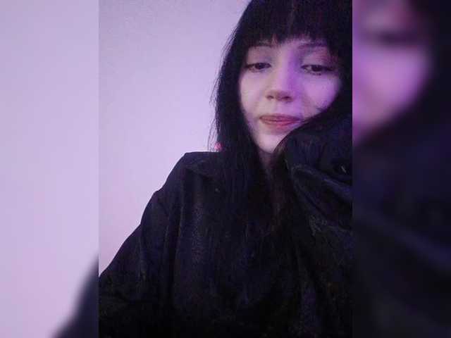KRISTARI live cam on BongaCams